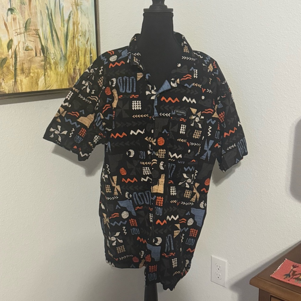 Columbia Short Sleeve Casual Button Down